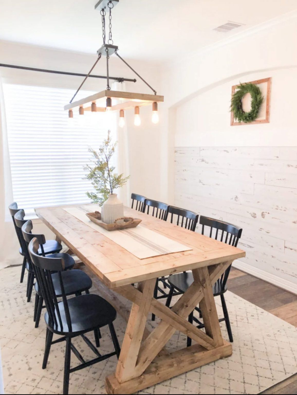 Farmhouse Table: Beautiful and
Tough