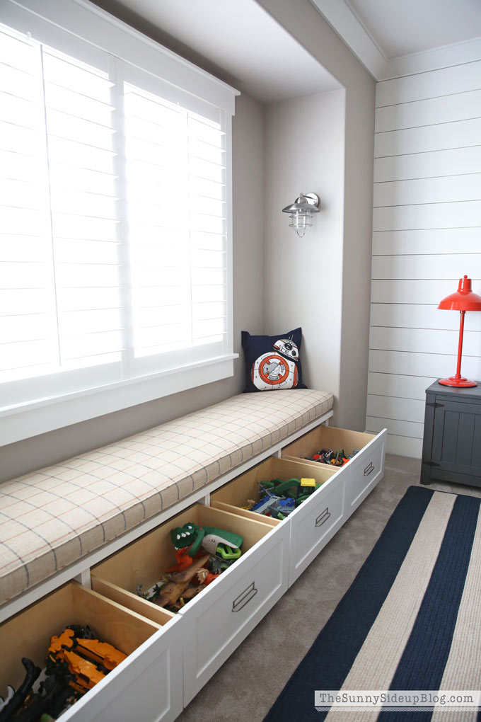 What You Should Have In Your
Kids Bedroom Storage?