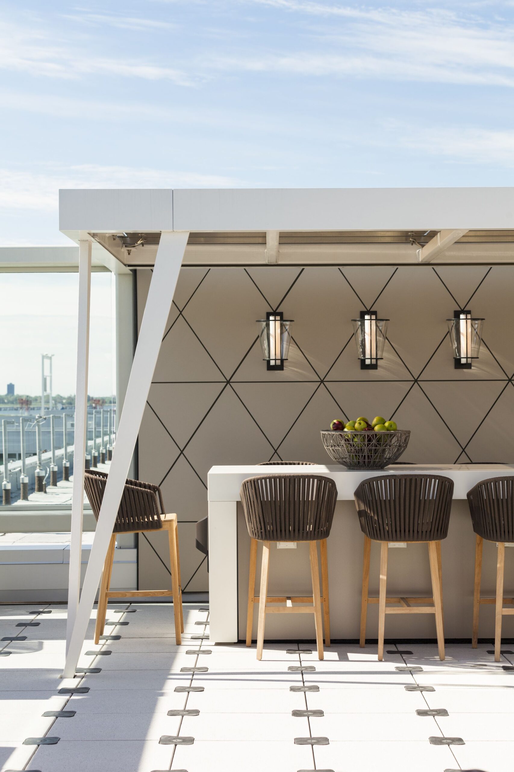 How Outdoor Bar Furniture
Makes a Difference