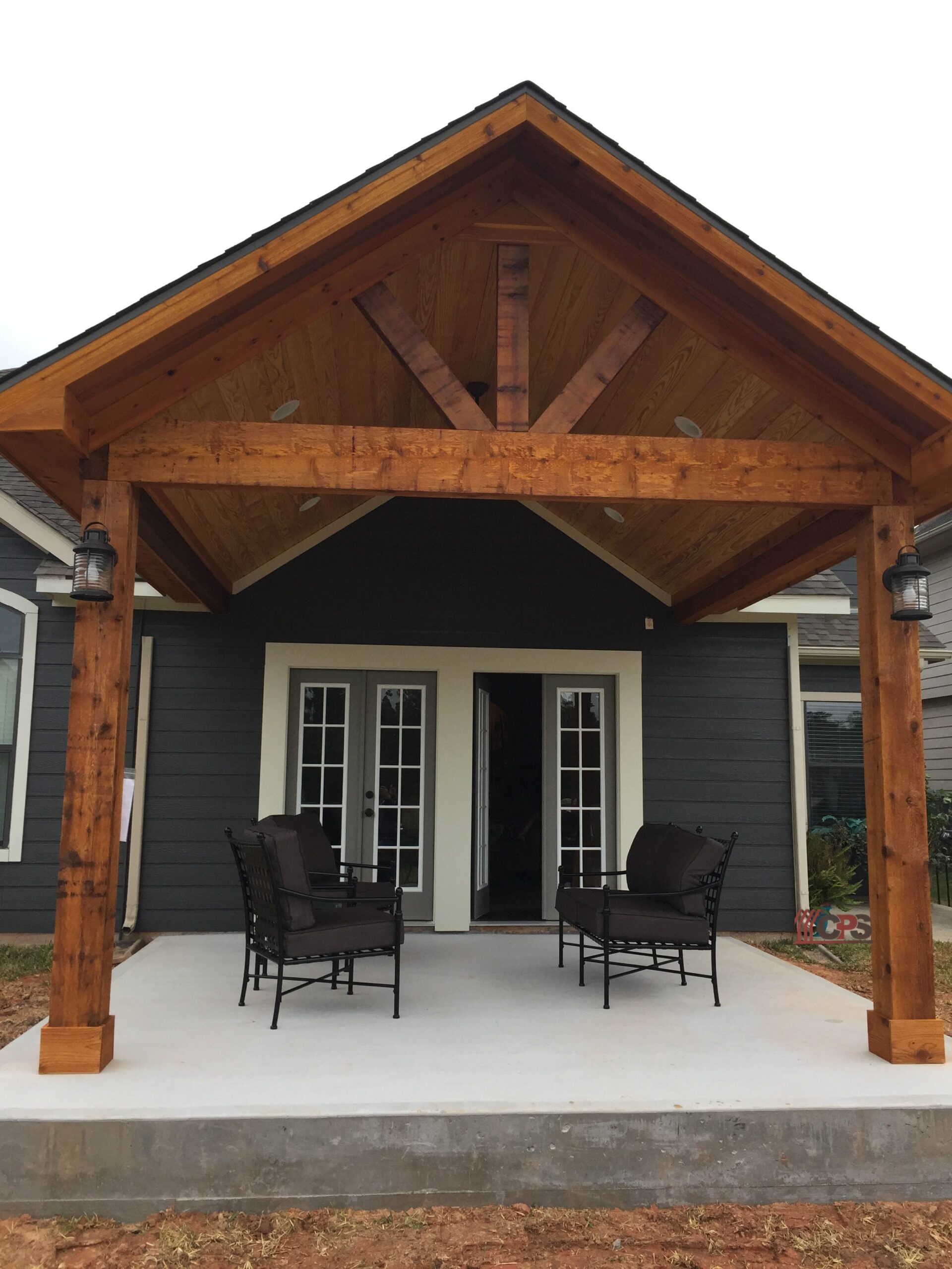 Apply The Patio Roof To Get
The Elegant Look For The House