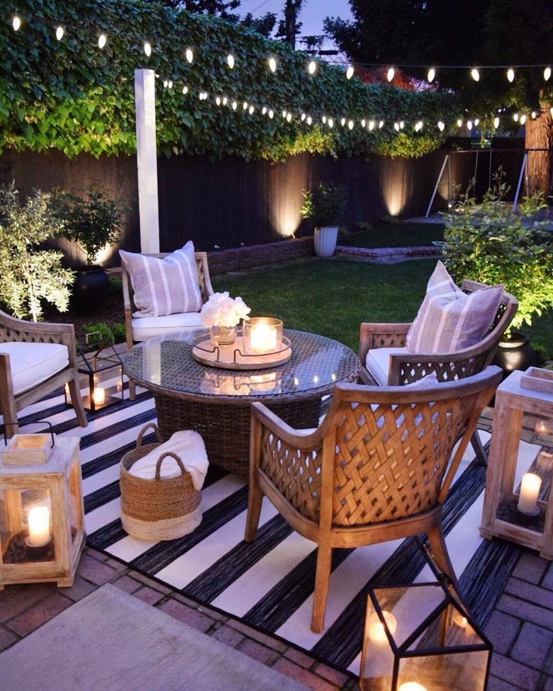 Decorate your Patio with Resin
Patio Furniture