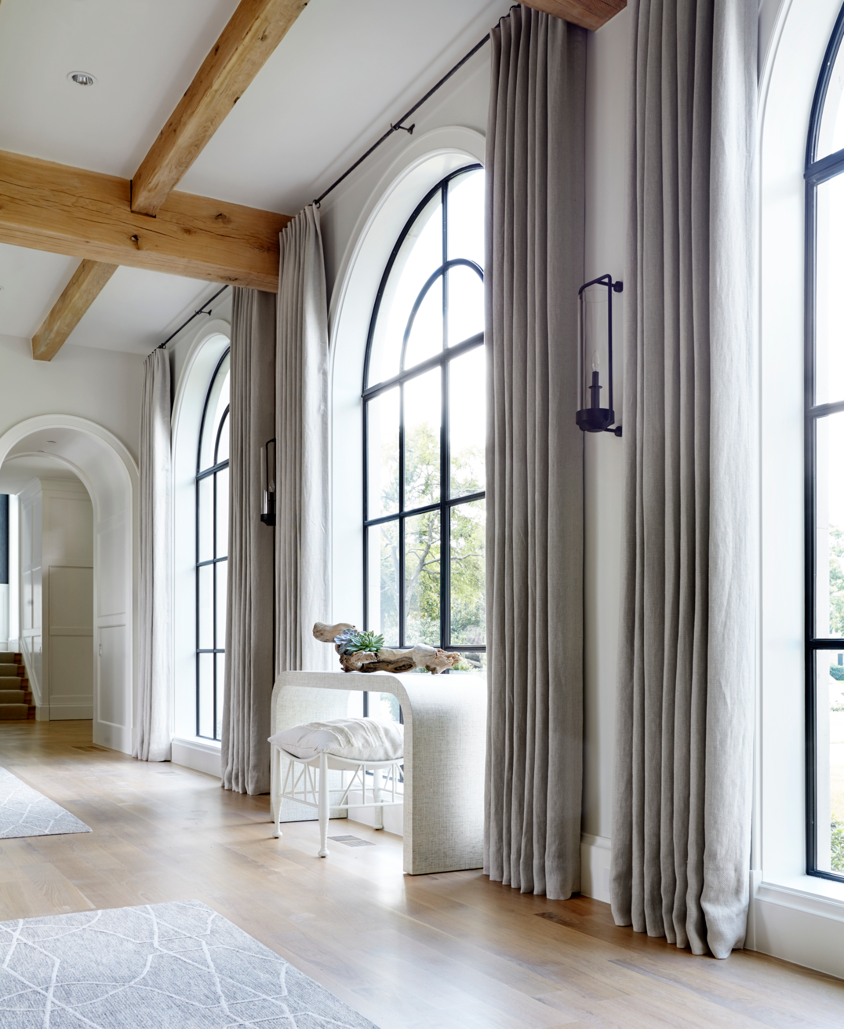 An Overview of Arched windows
treatments