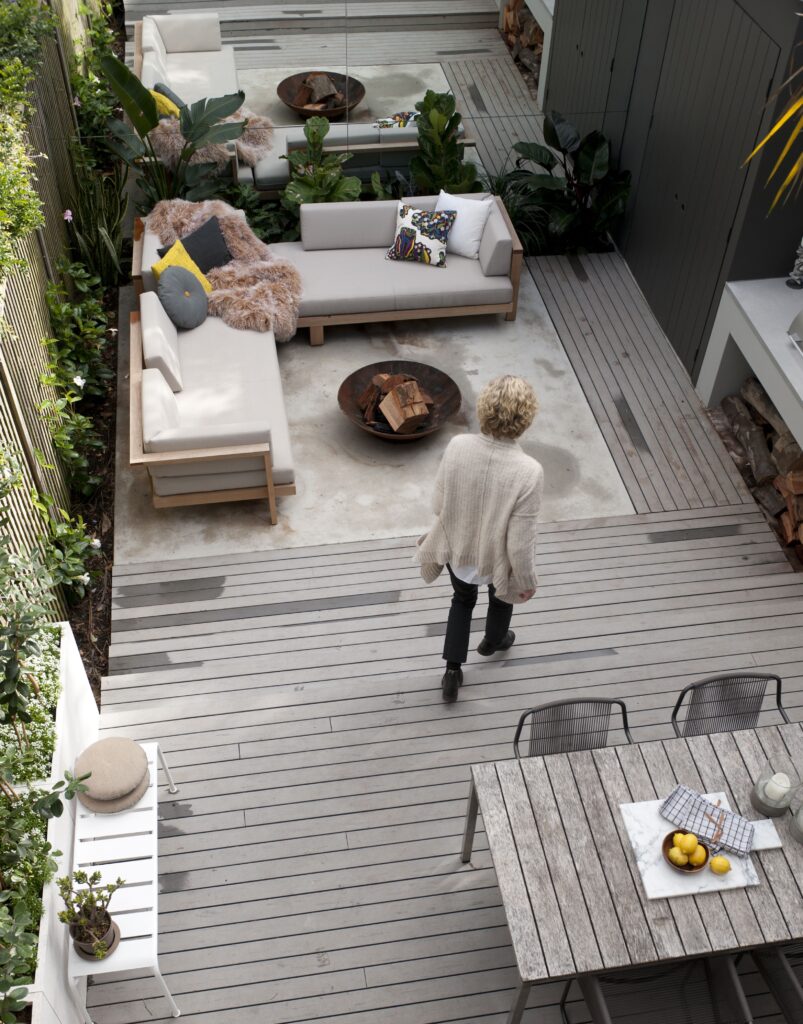 1699743529_garden-decking-ideas.jpg