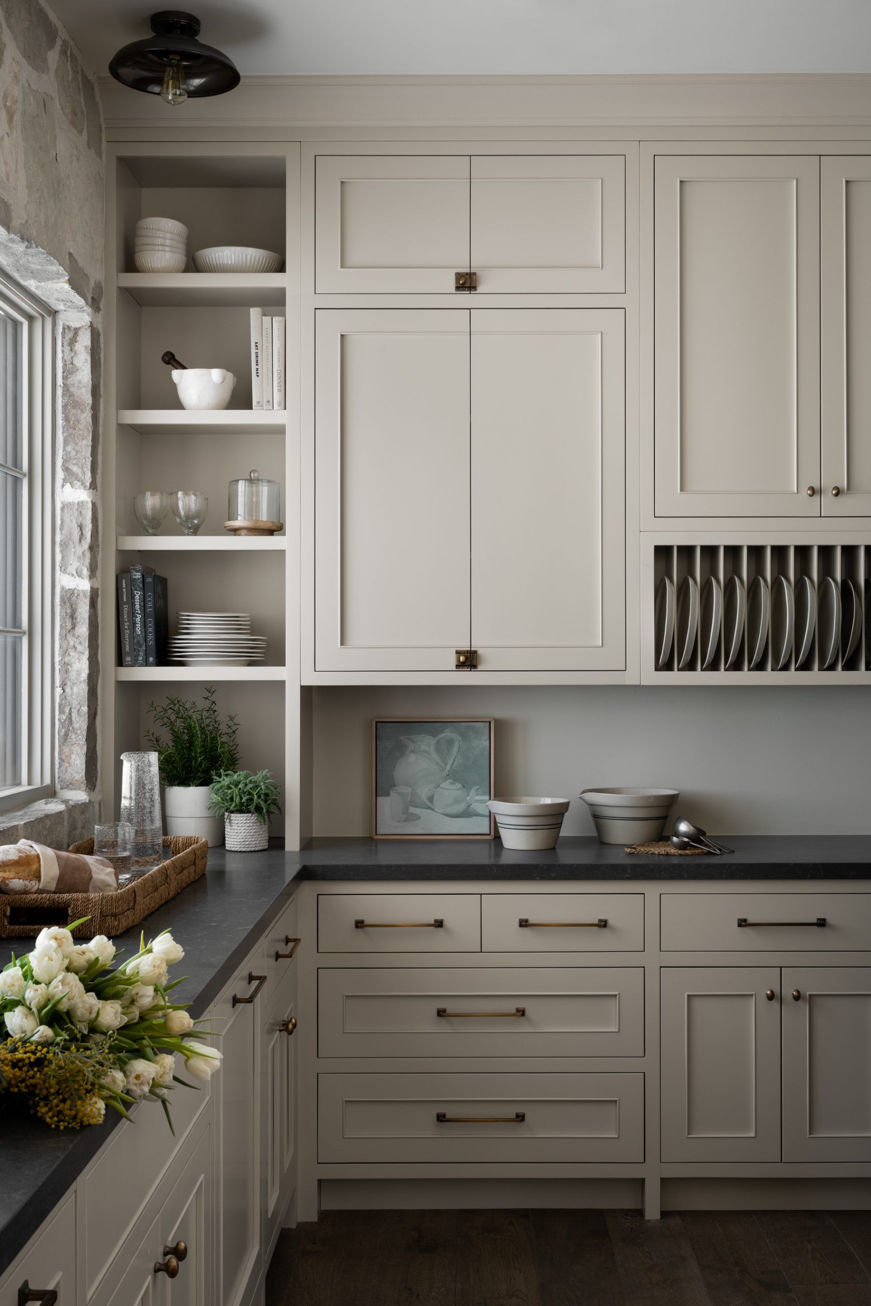 Kitchen Cabinets For Your  Trendy and Organised Kitchen