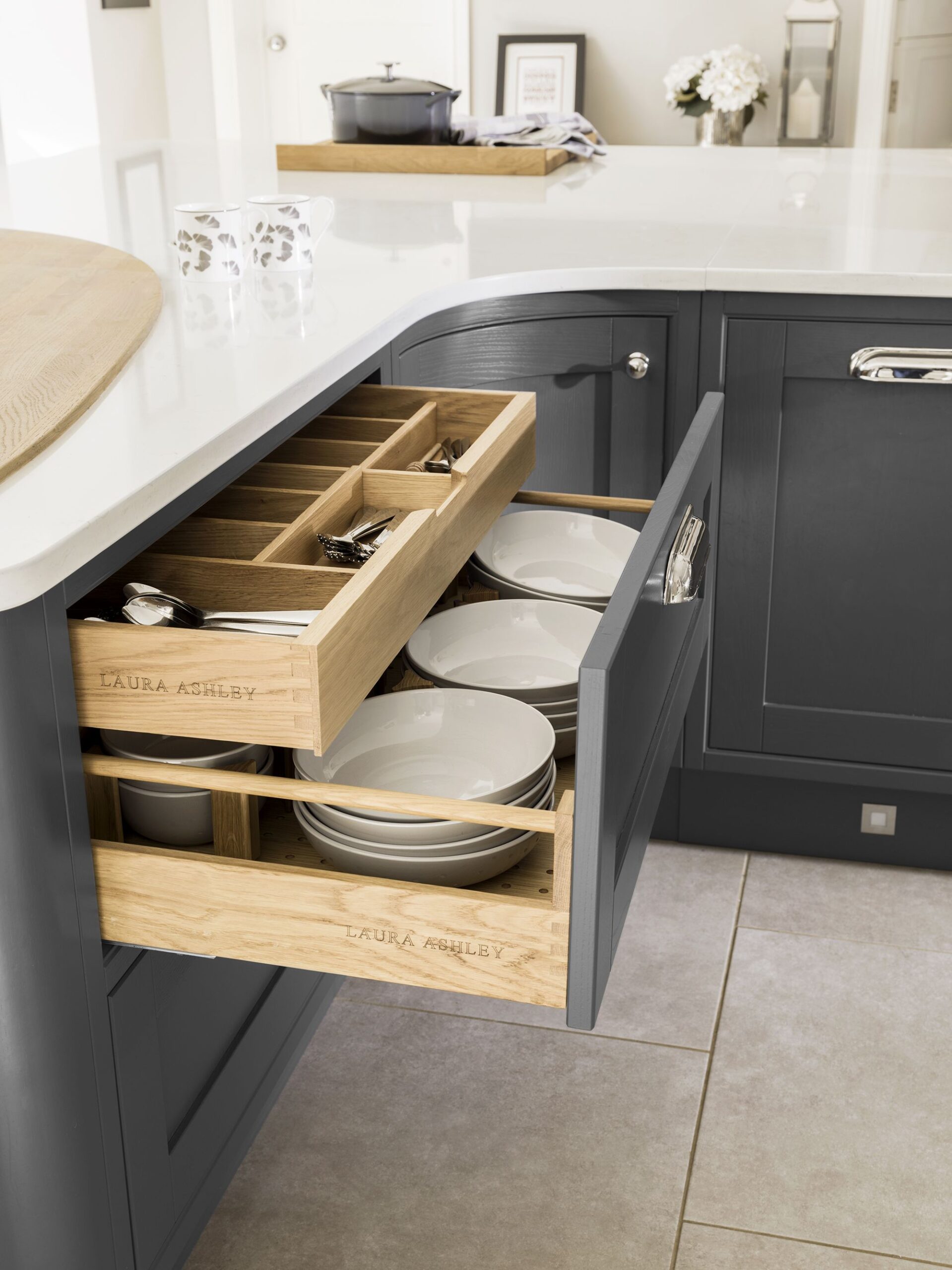 Kitchen storage ideas which will help you to organize the space