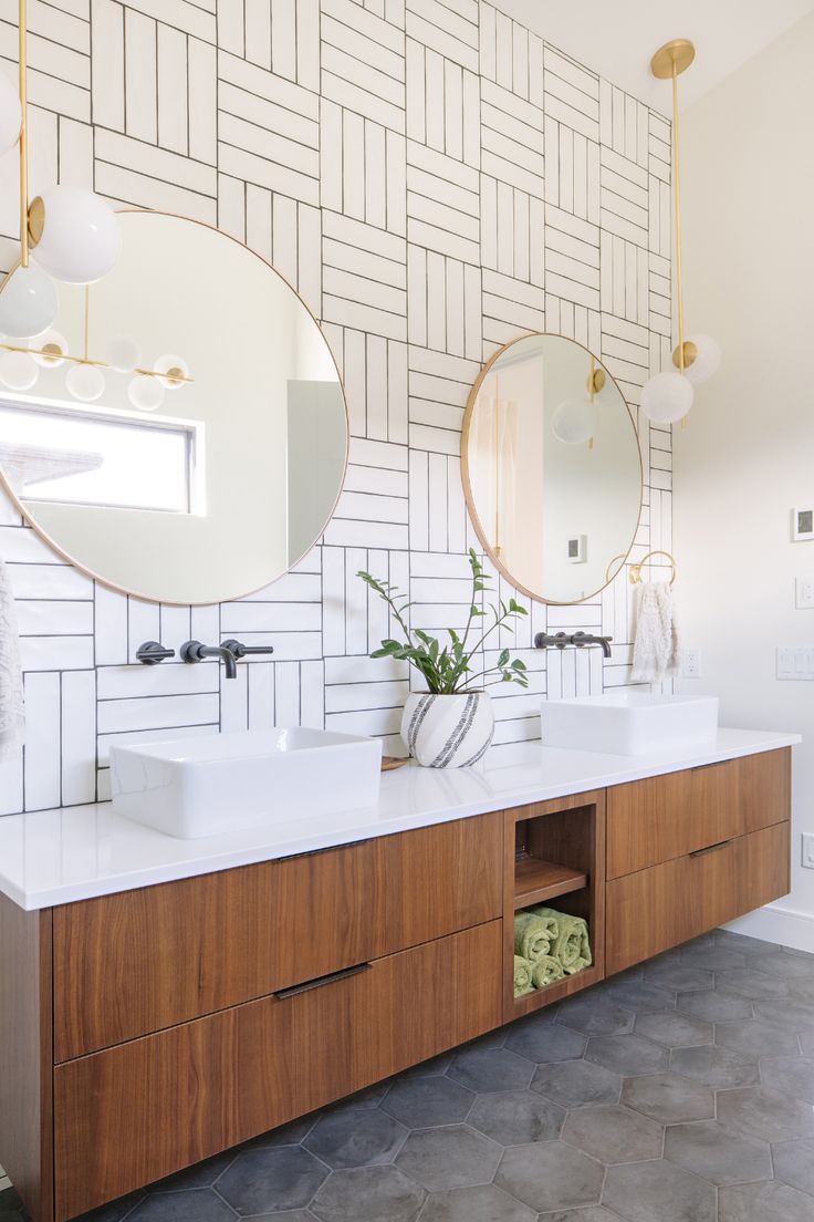 Advantages of a modern bathroom vanity