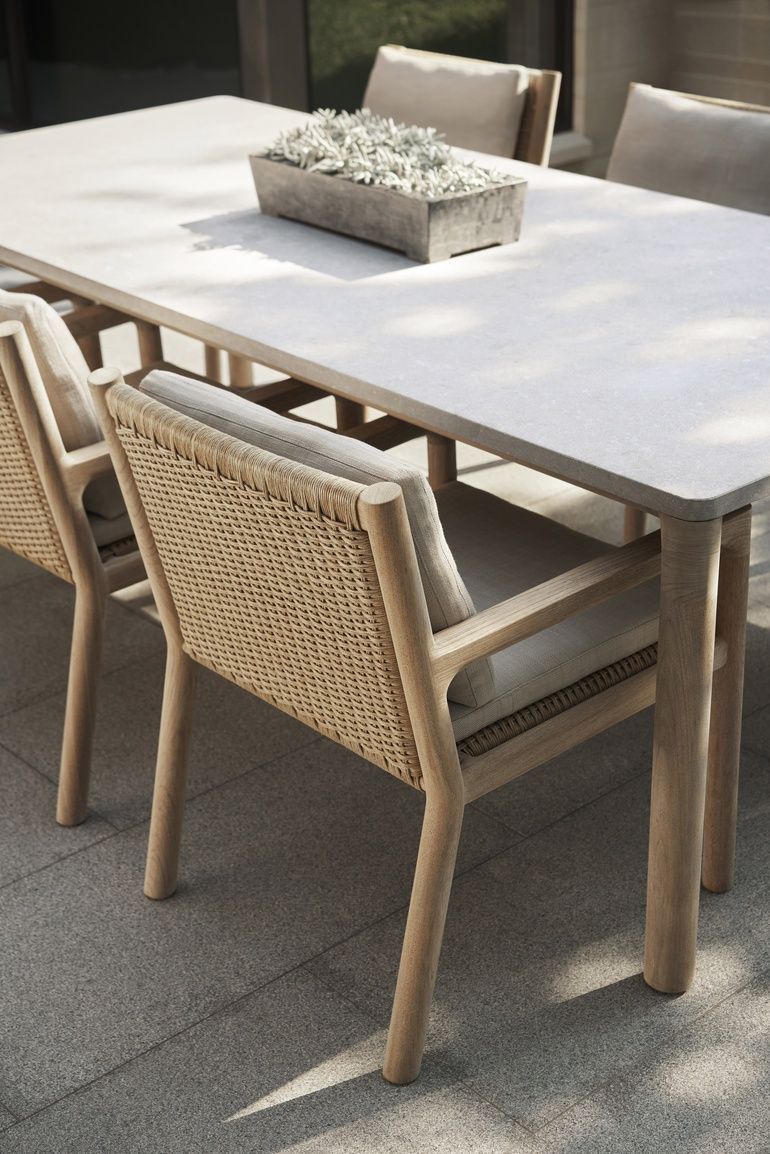 Create Your Favorite Spot Of
Dining In Homes With Outdoor Dining Furniture