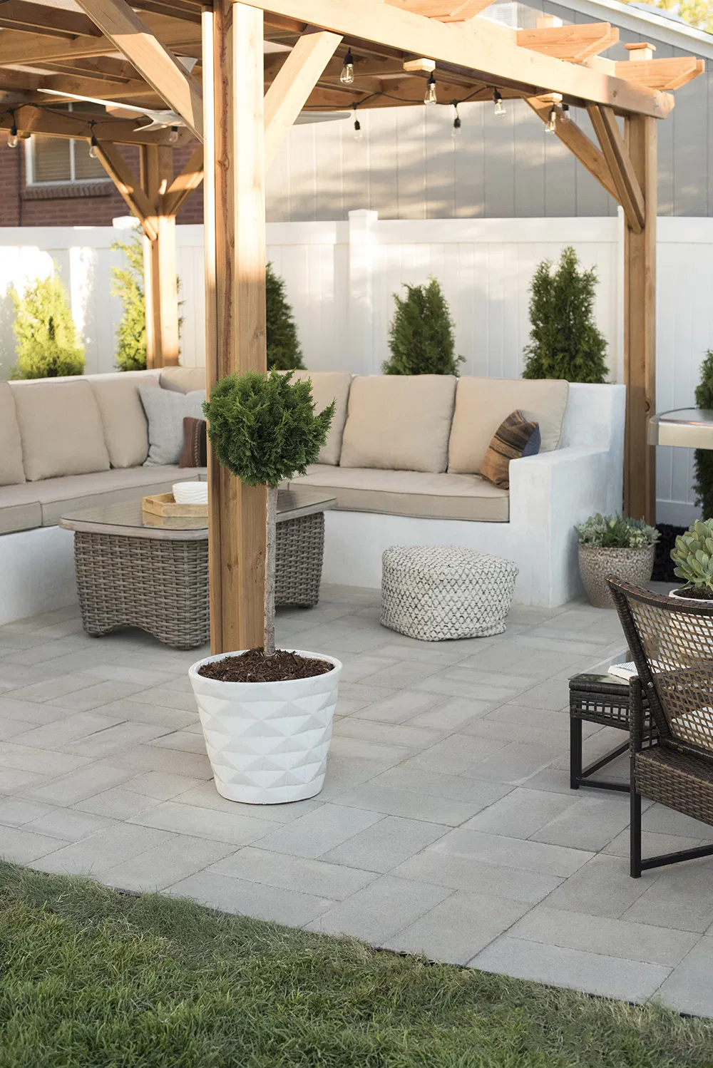 Make that Paving Adorable with
the Best of Patio Pavers