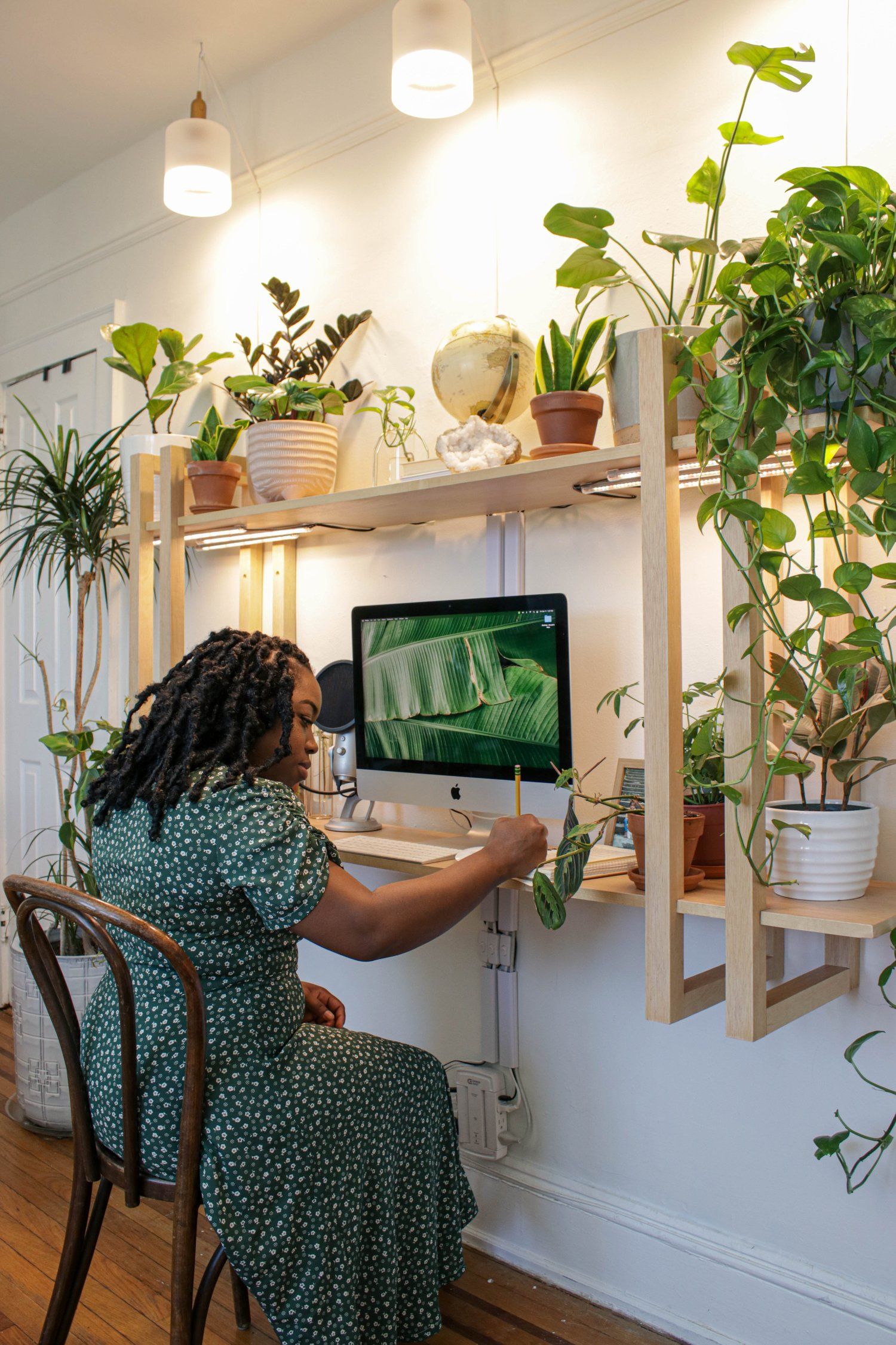 Maximizing Space with Wall Desks: A Stylish Solution for Compact Living