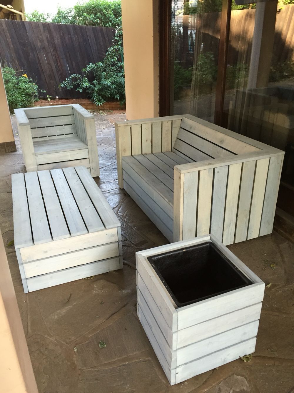 The process of adorning your
garden with wooden garden furniture sets