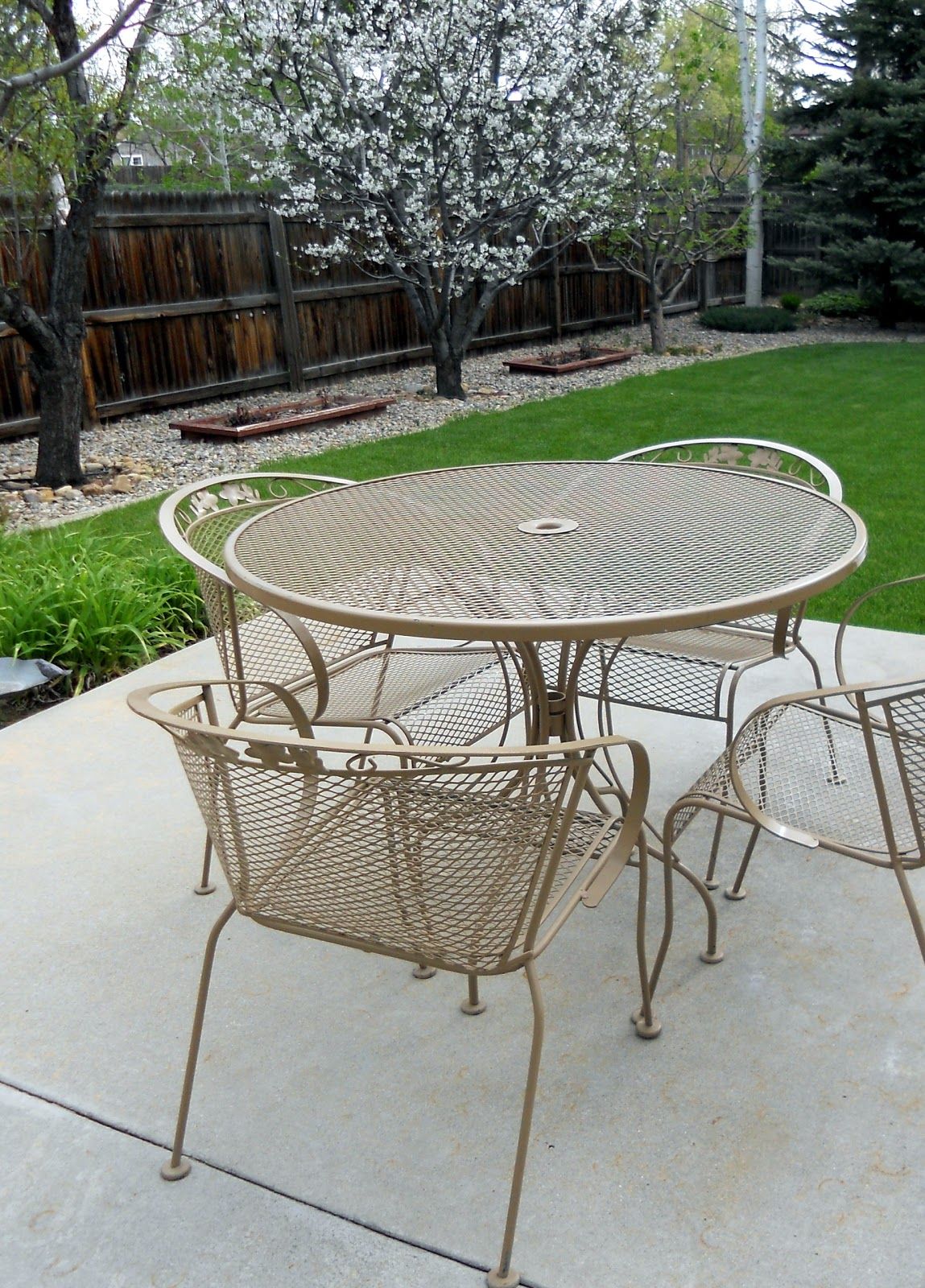 The Beauty Of Wrought Iron
Patio Furniture