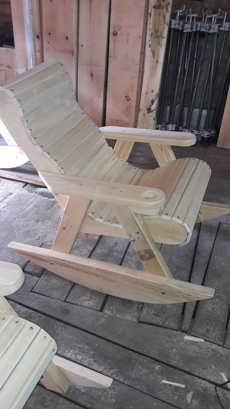 Adirondack Chair – A Comfy
Piece of Furniture for Your Garden