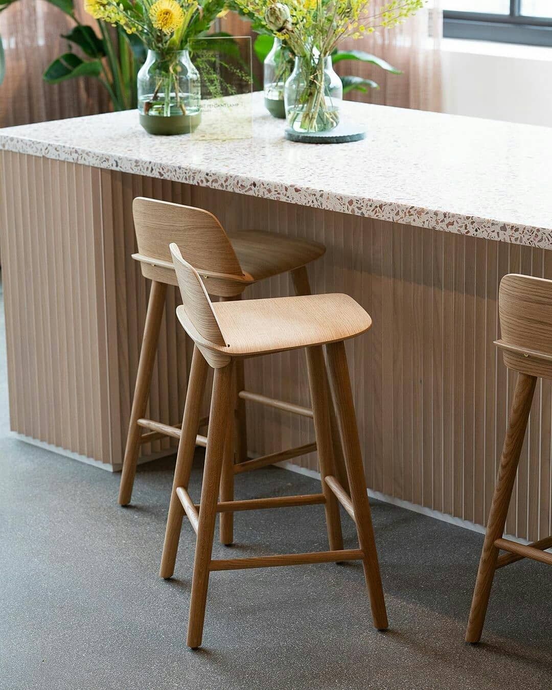 Why You Need Bar Stools with
Backs for Your Kitchen