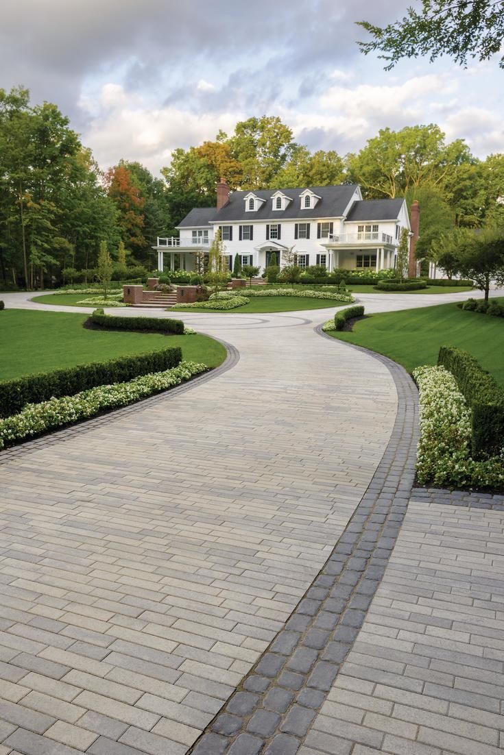 The best pace to have the best
driveway designs