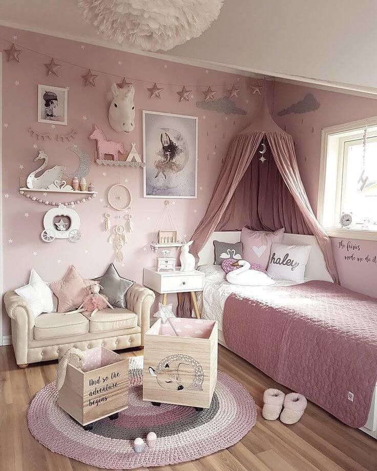 Modern and nice girls bedroom