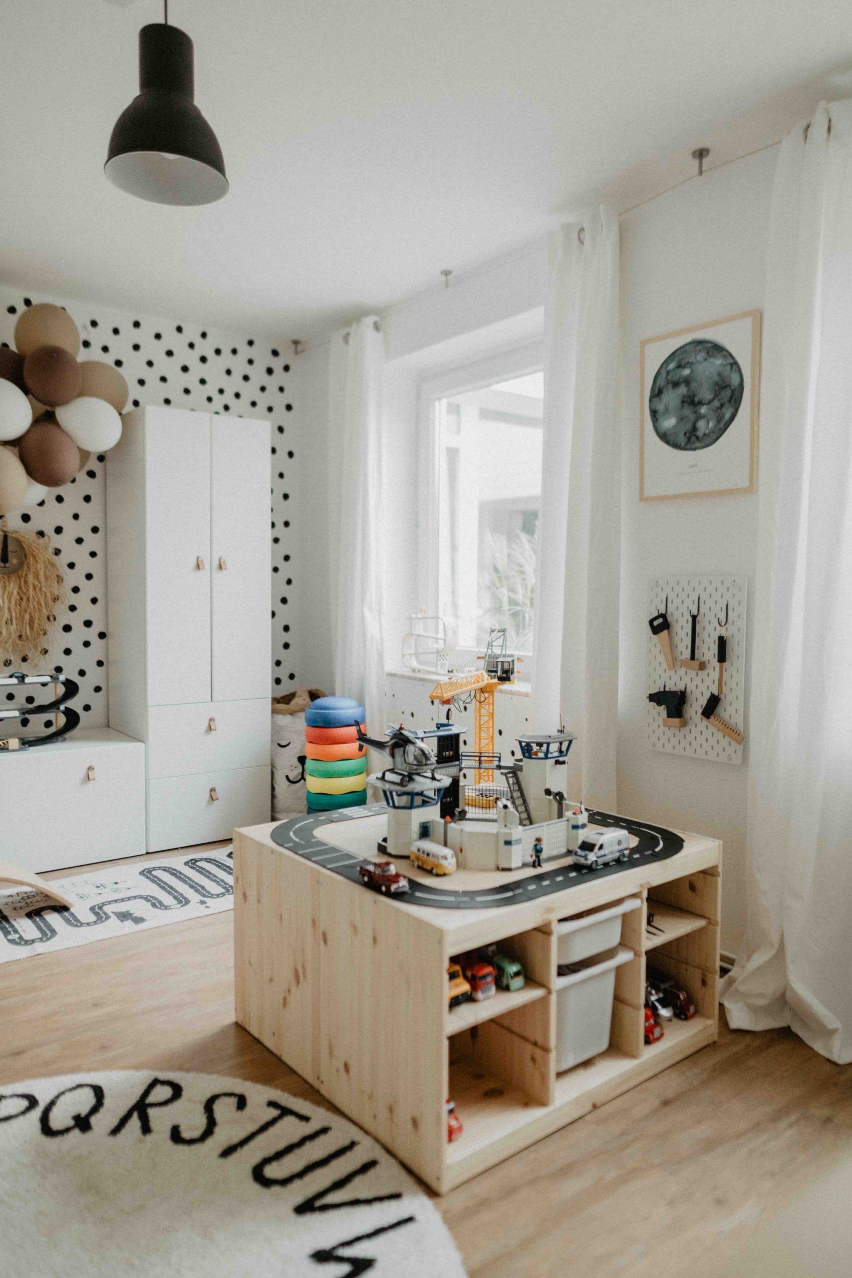 Creative Spaces: Designing Functional and Stylish Kids Room