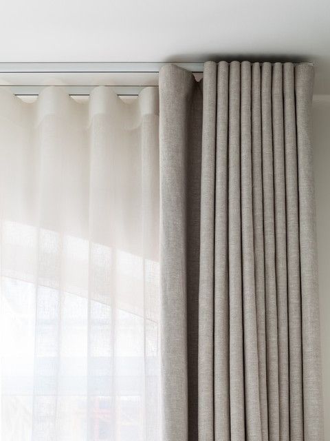 Give your house a contemporary
look: Modern curtains