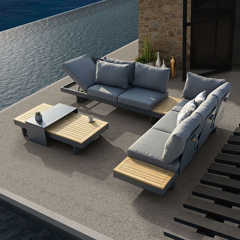 Outdoor Elegance: Maximizing Comfort with
Outdoor Sectionals