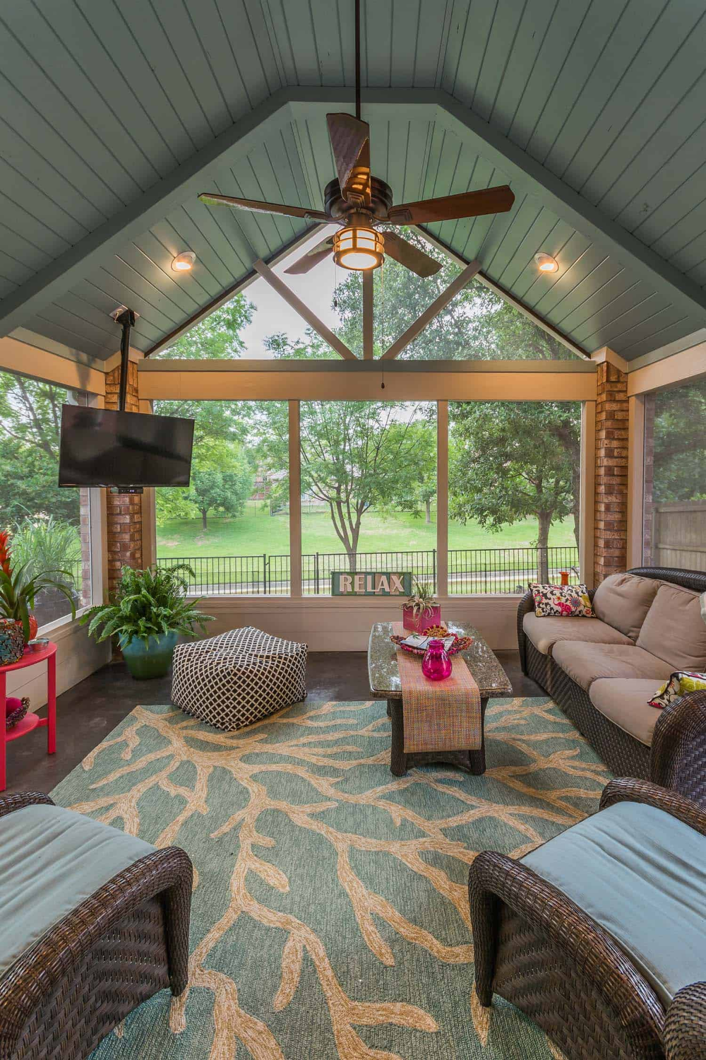 Why to go for nice designs of
screened in porch structures