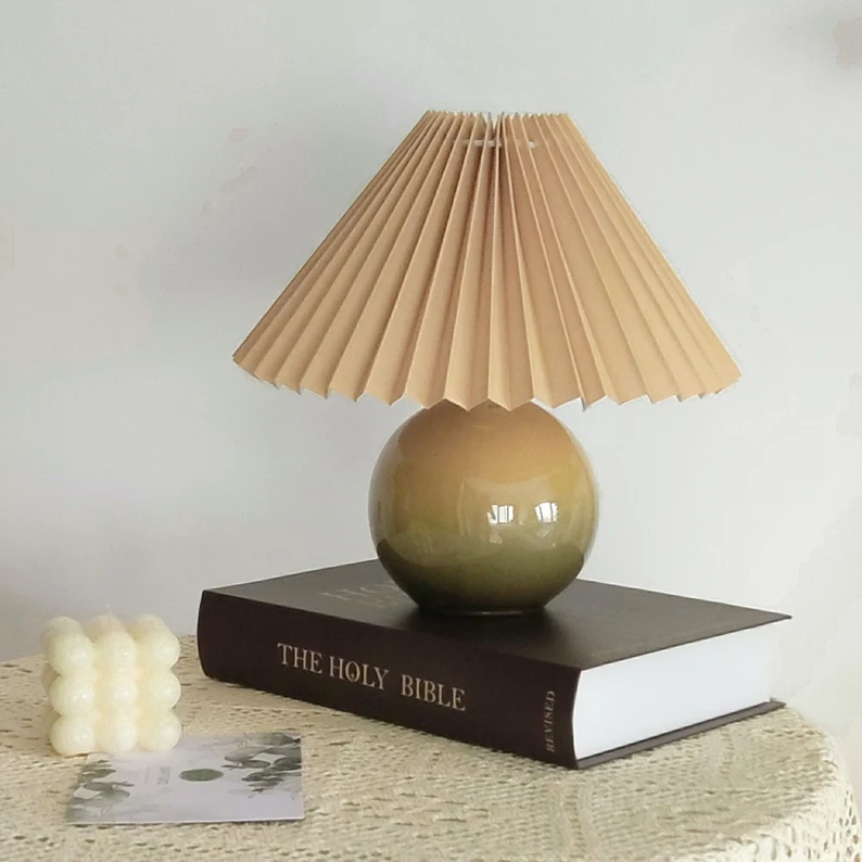 Amazing diversity of small table lamps