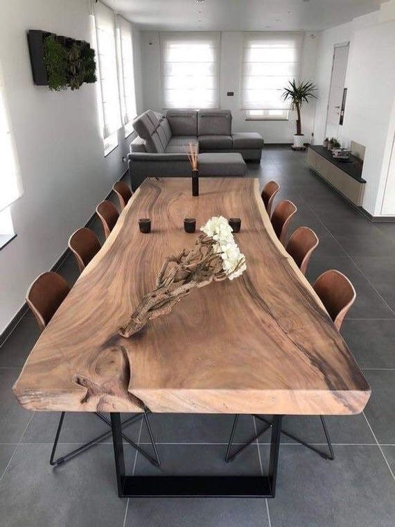 Things to know before buying a
solid wood dining table