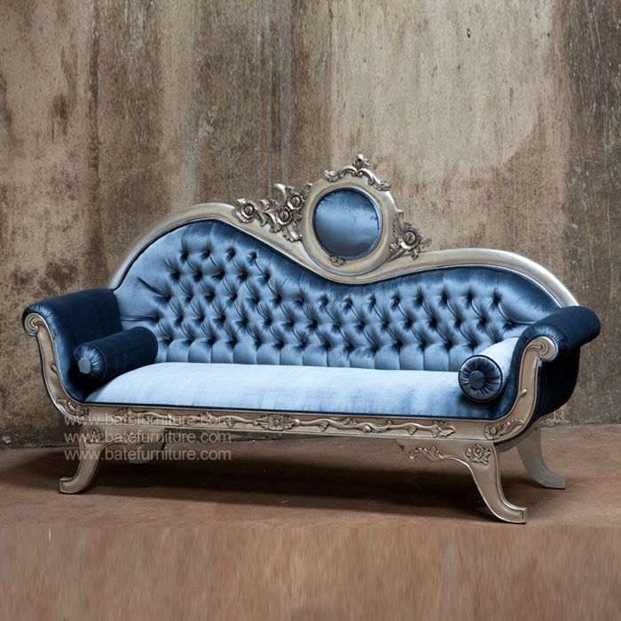 Complete Your Living Room With
The Victorian Sofa