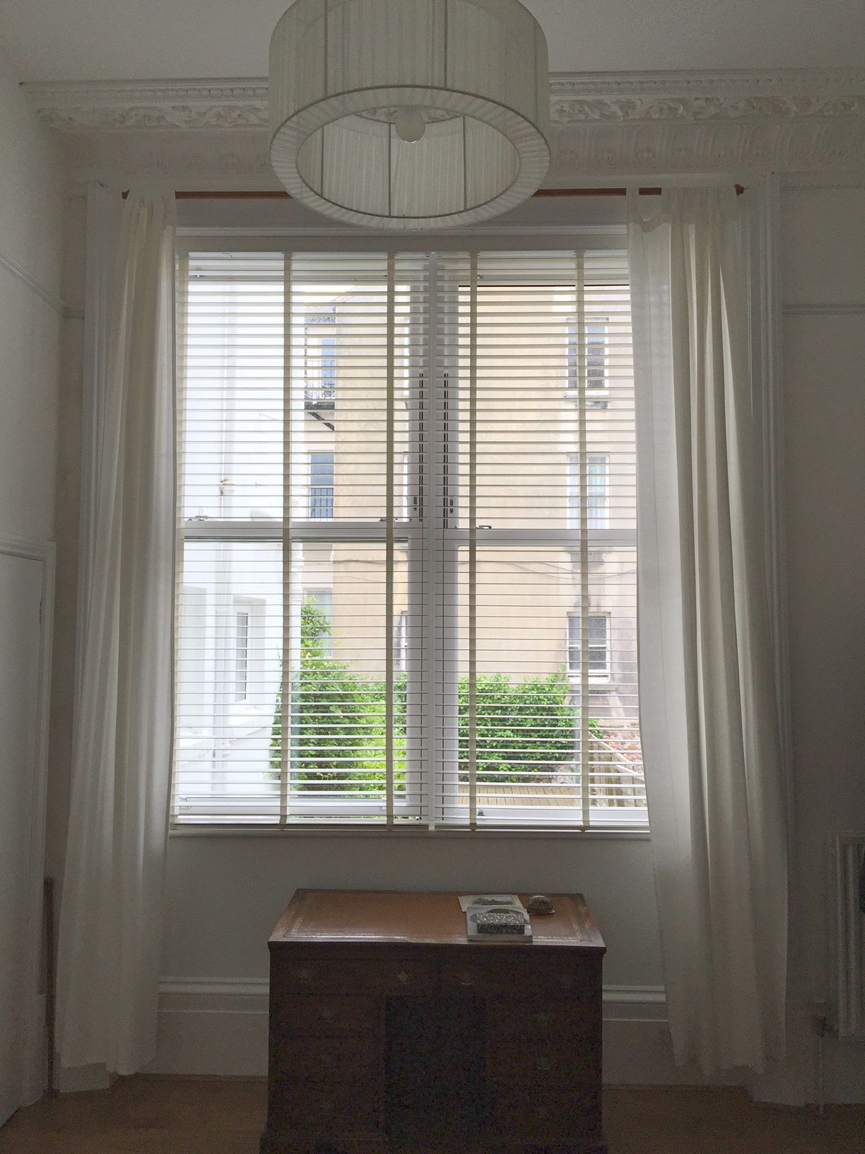 Decoration Ideas Using White
Wood Blinds