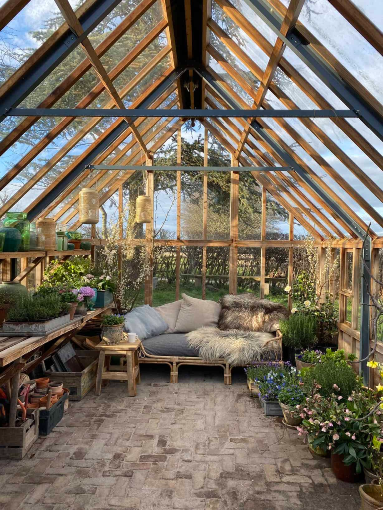 1699755890_Backyard-Greenhouses.png