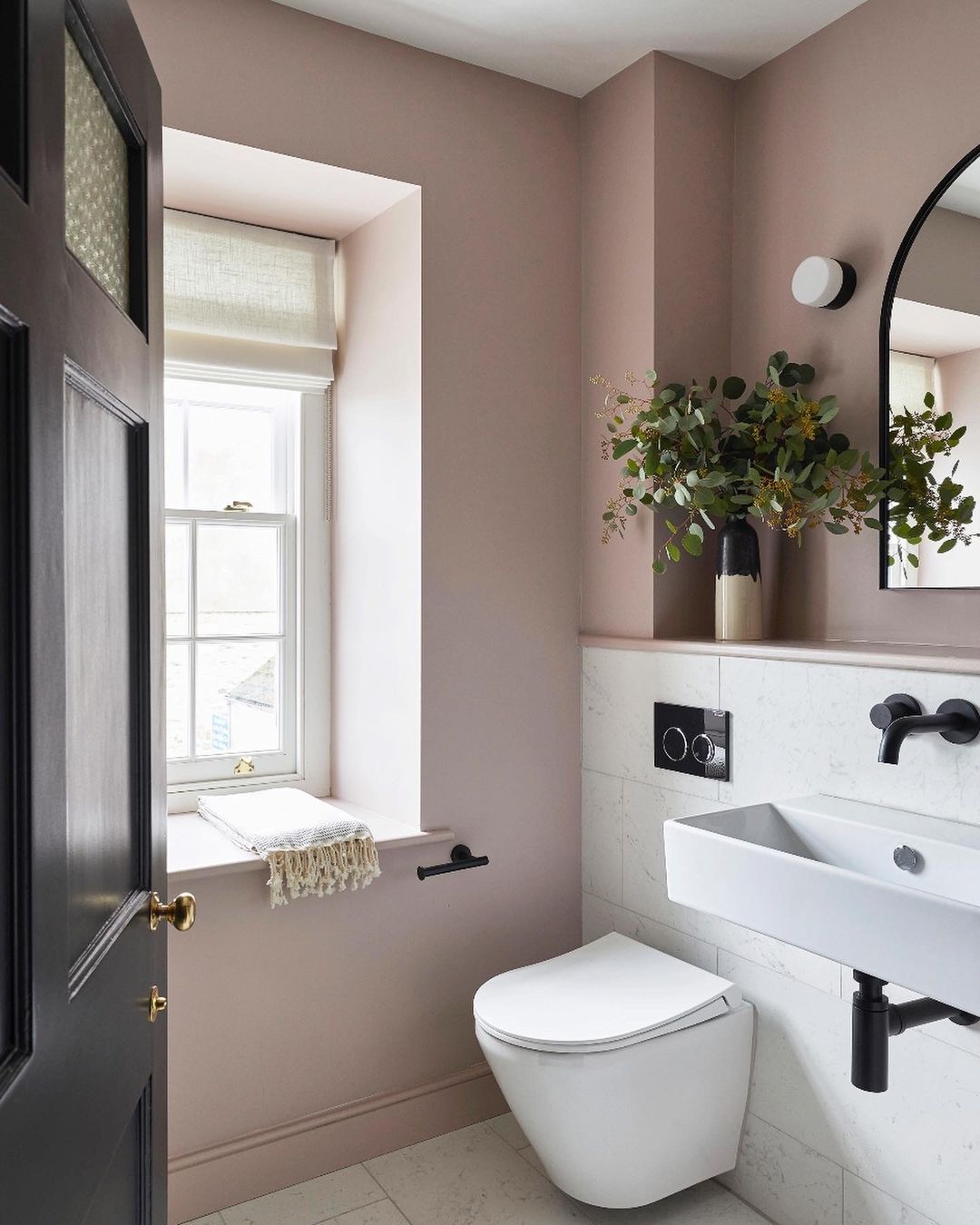 How To Select Bathroom Paint
Colors?