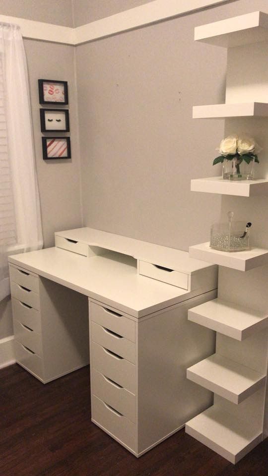 Work in Style: Elevating Your Bedroom
with a Bedroom Desk