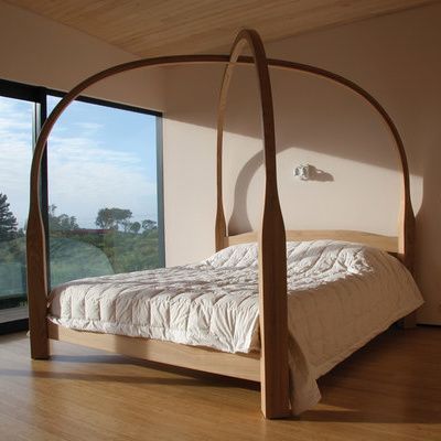 Pristine Four Poster Bed