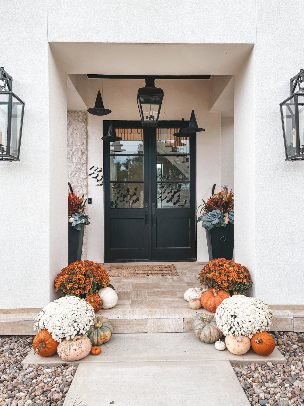 Inviting Warmth: Adding Personality with
Front Porch Decor