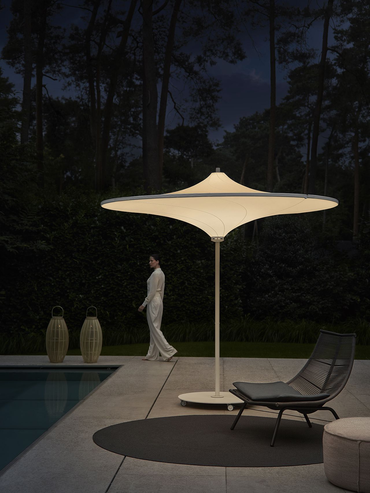 Light Up Your Outdoor Space
with Patio Umbrella Lights