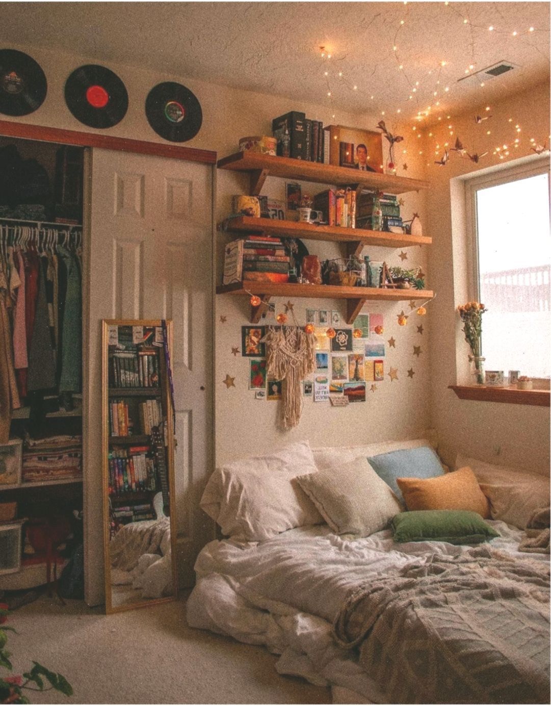 Distinct Teenage Bedroom
Furniture