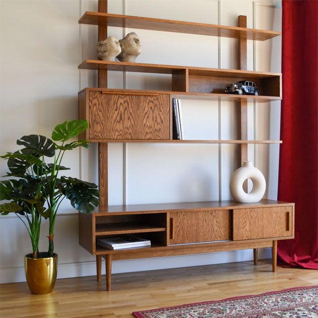 DECORATIVE AND PRACTICAL WALL
SHELVING UNITS