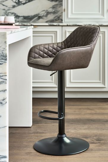 Comfortable Seating: Exploring Adjustable
Bar Stools for Your Home