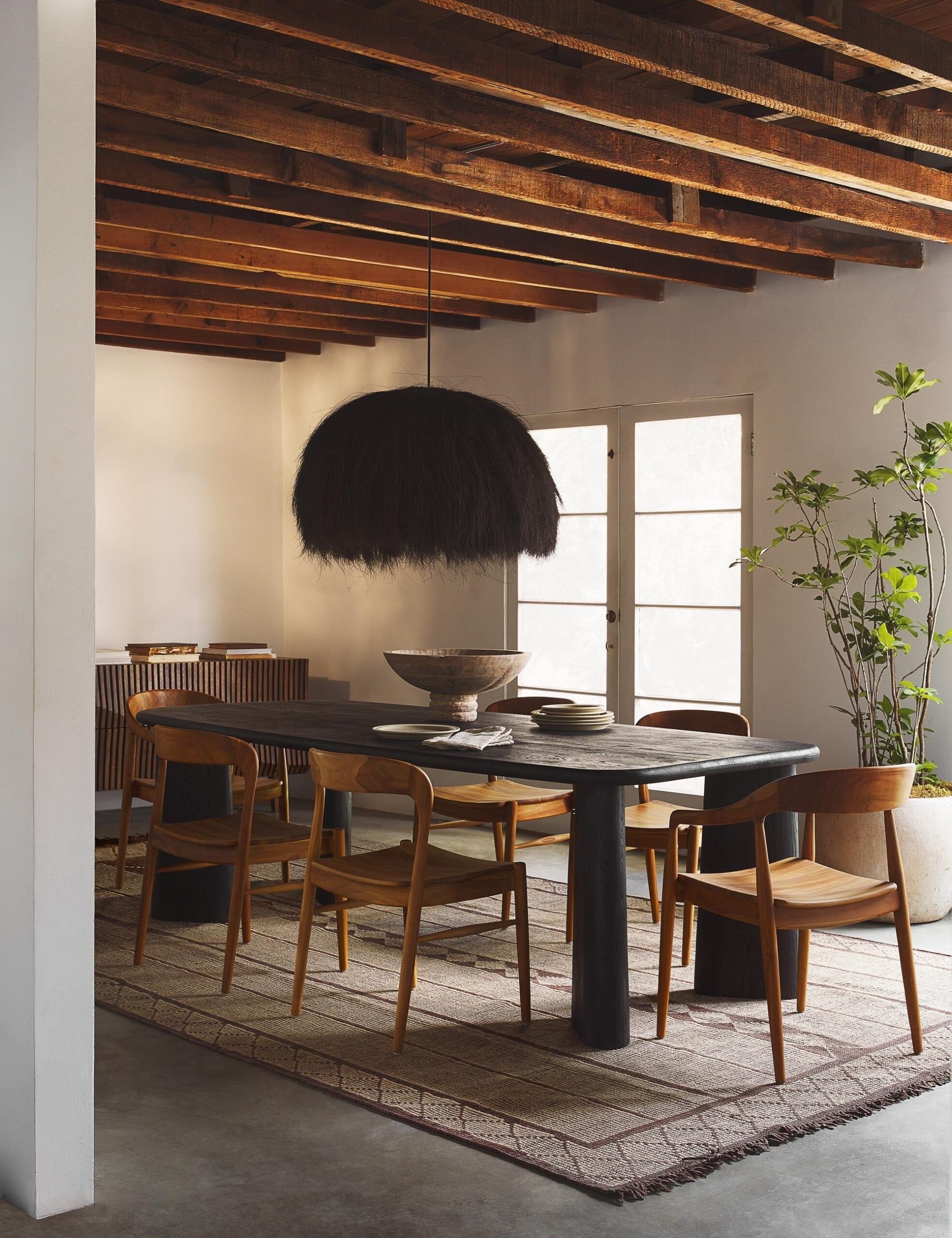 What An Elegance To Have A
Black Dining Table