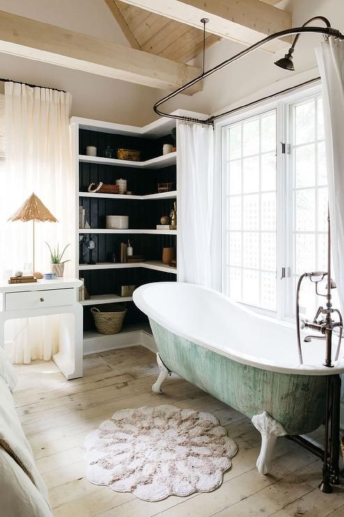 Benefits of classic cast iron bathtub