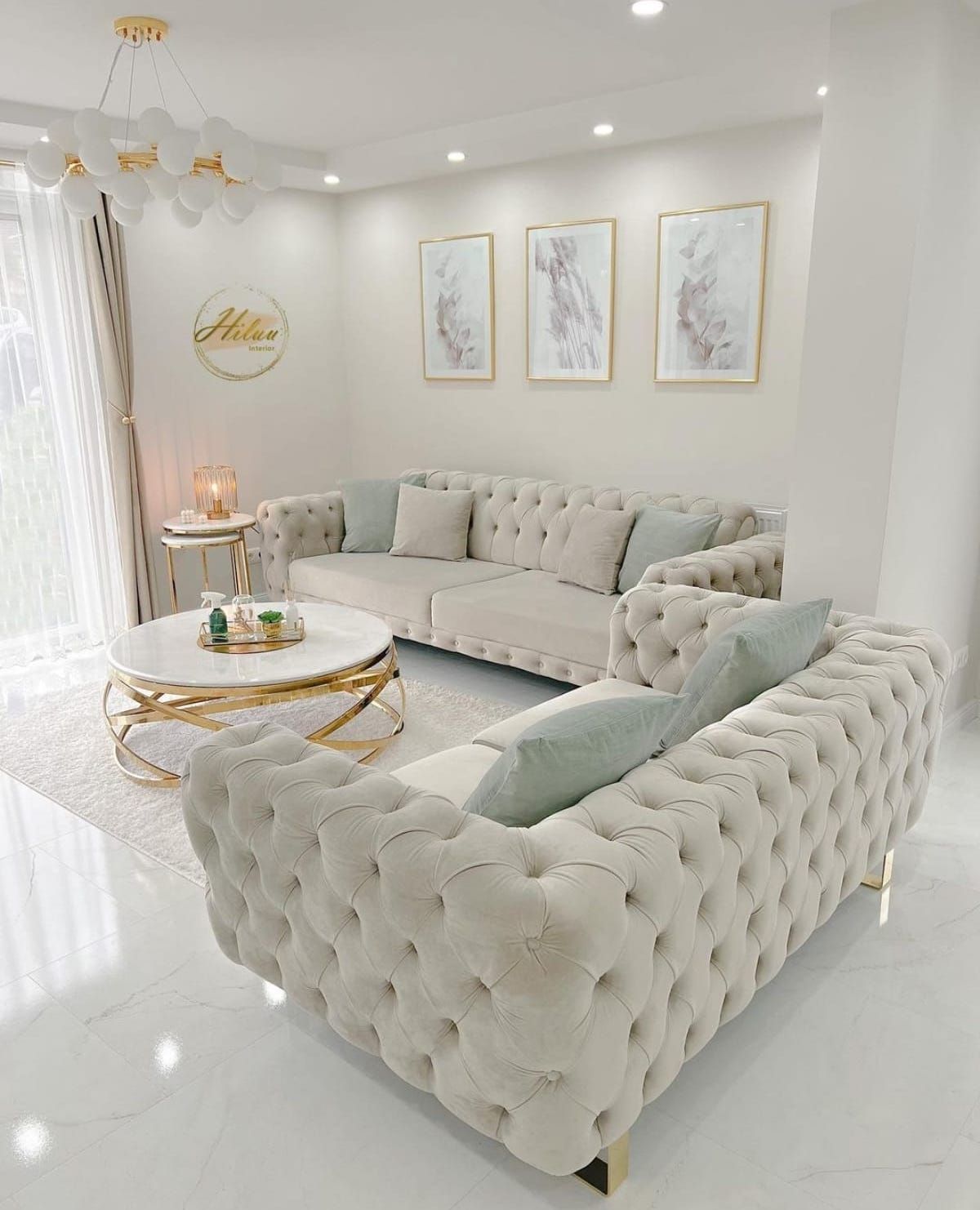 Advantages of Contemporary
Sofas