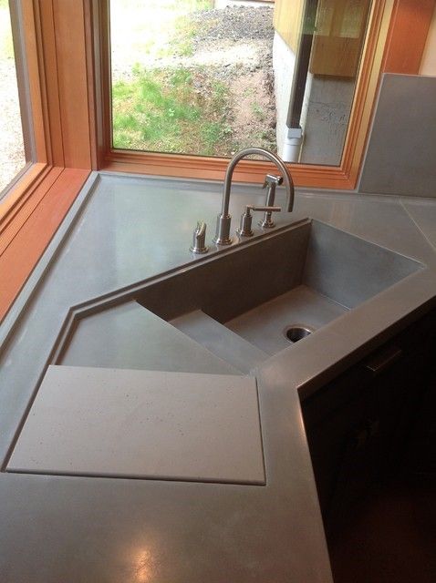 Corner kitchen sink design benefits