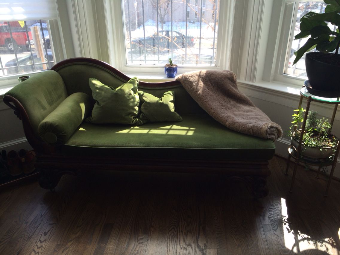 Fainting Couch – A Modish One
To Have