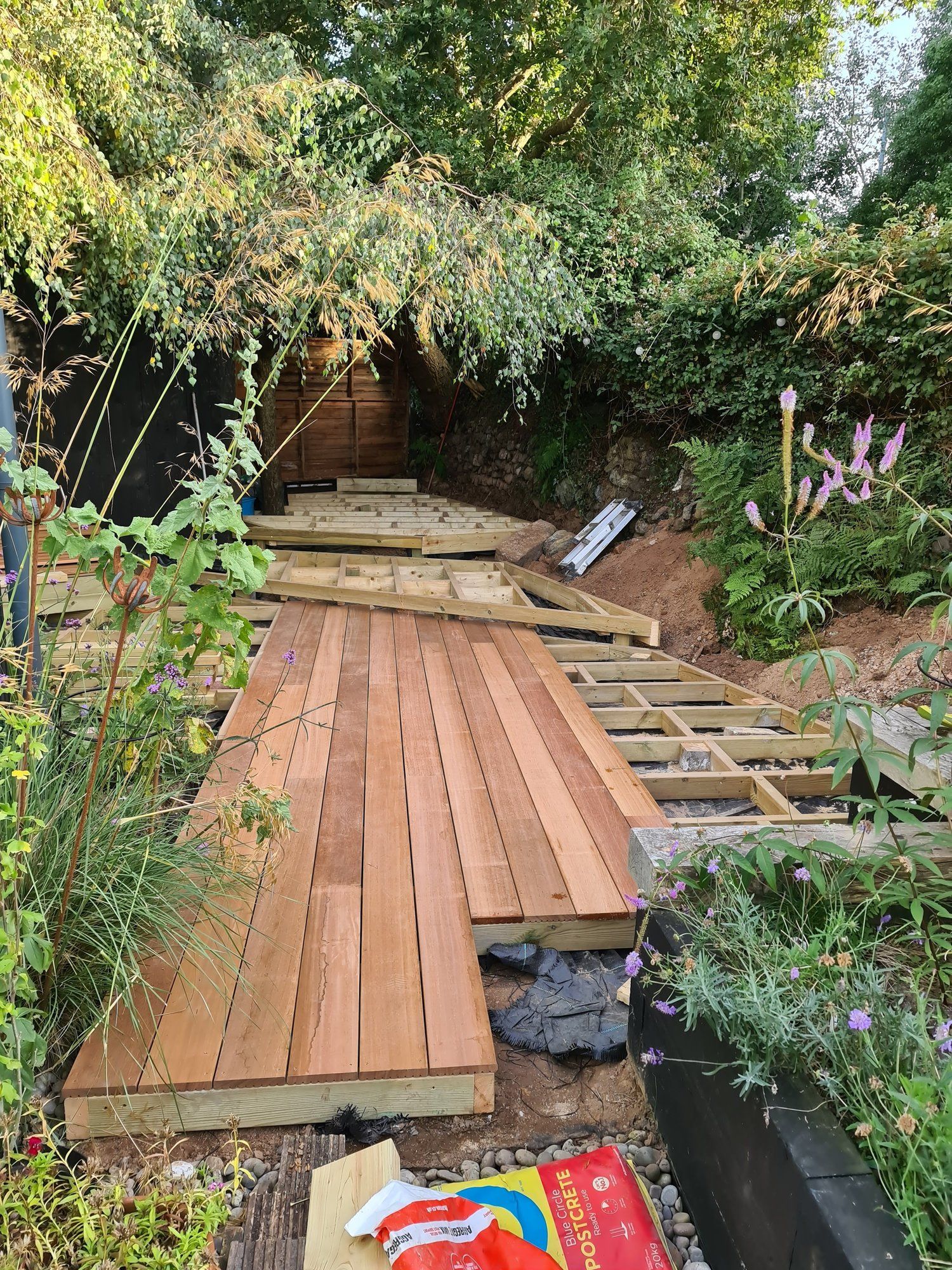 Why you should opt for
Hardwood Decking