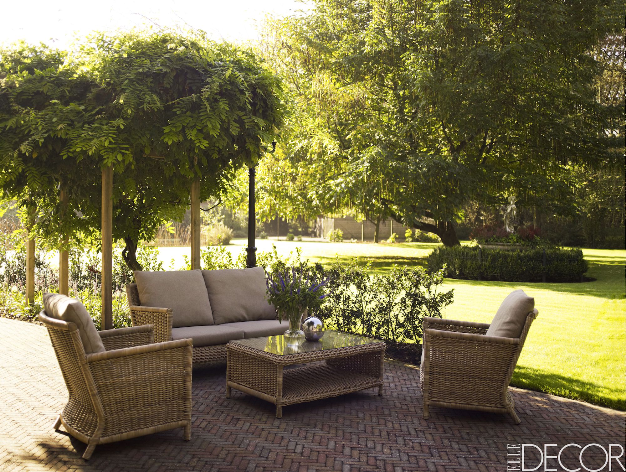 28 best outdoor rooms - outdoor living spaces SINRPGK