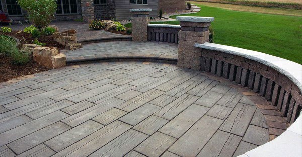 backyard stamped concrete patio ideas FAHDJXA