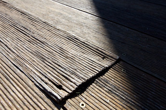 bamboo decking deck failure, issues,bamboo problems installation, evoca  sharkstooth DIMIRVJ