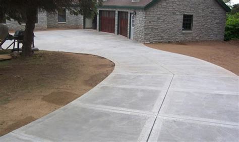 concrete paving create pathways for your landscape design by using UYSXGIT