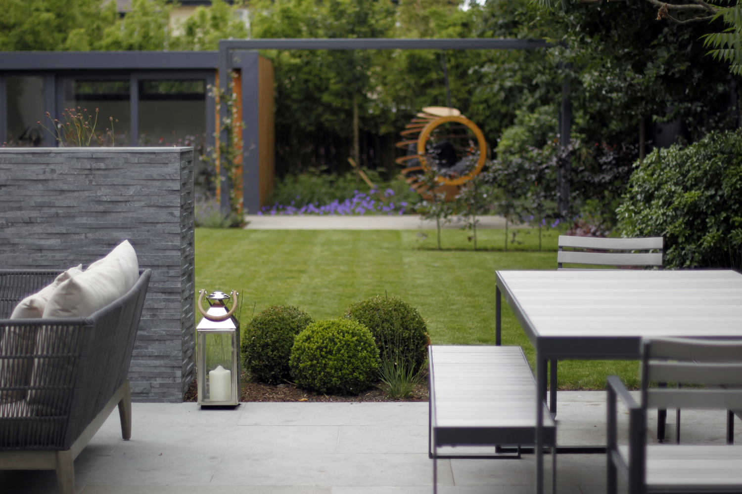 contemporary gardens 5 essential contemporary garden design ideas EKFOZDR