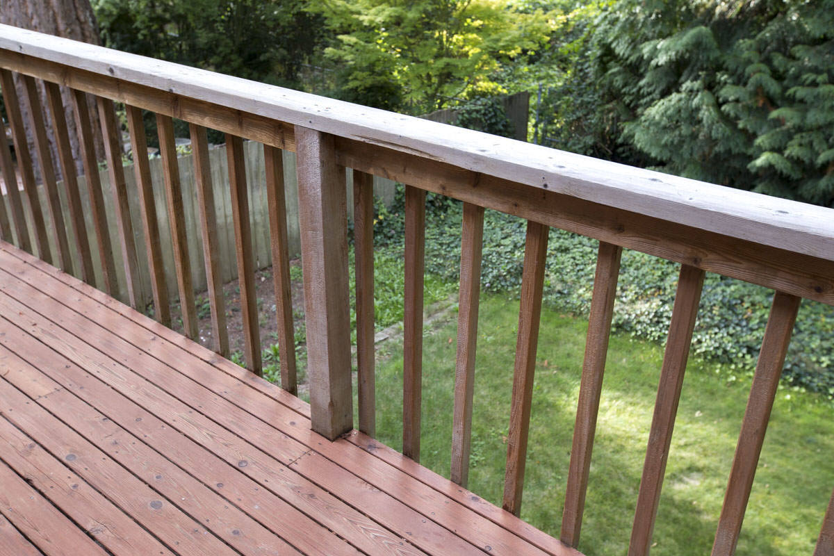 deck balusters dunn diy how to install deckorators aluminum balusters seattle wa 1 BFAMHHW