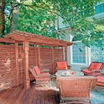 deck privacy screen photo by: hickory dickory decks WVVBXAF