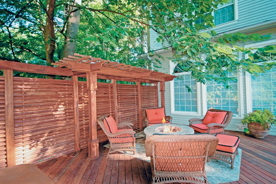 How to choose the deck privacy
screens